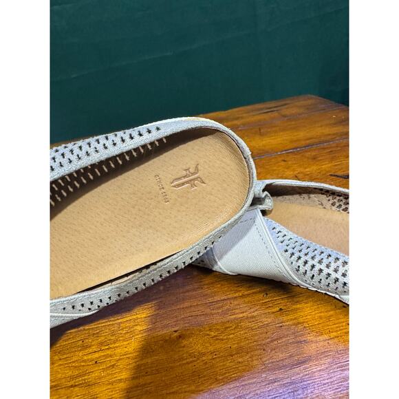 Frye Women's Melanie Perf Mule Sneaker size 8 - Picture 5 of 8